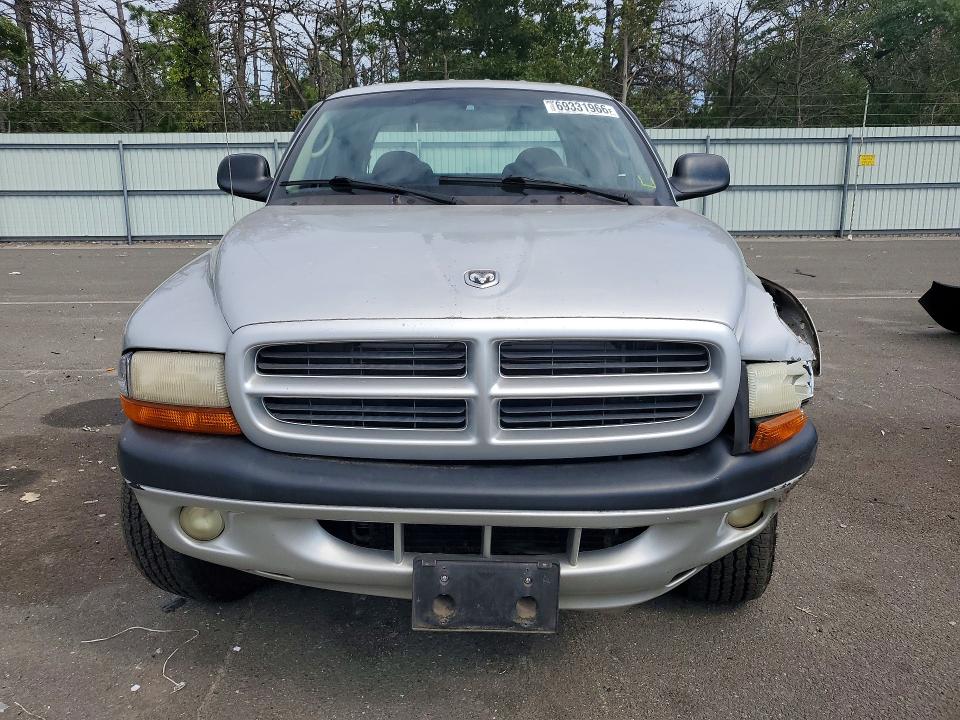 Foto 5 de la subasta – 2001 DODGE DAKOTA con VIN 1B7HG2AX41S303889
