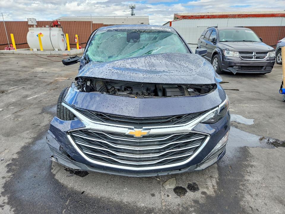 Снимка 5 от търг – 2025 CHEVROLET MALIBU с VIN 1G1ZD5ST0SF146679