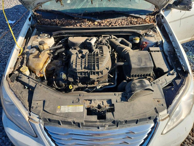Photo 11 from auction – 2013 CHRYSLER 200 with VIN 1C3CCBCG4DN629458
