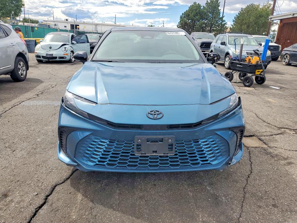 صورة رقم 5 من المزاد - 2026 TOYOTA CAMRY مع VIN 4T1DBADK4TU040667