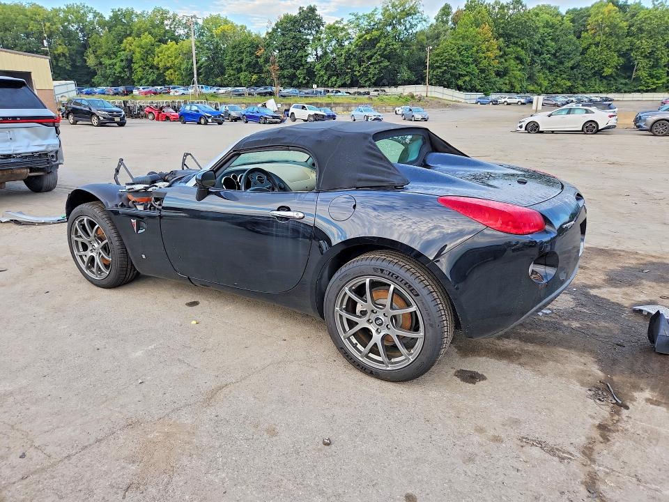 Foto 2 de la subasta – 2006 PONTIAC SOLSTICE con VIN 1G2MB33B16Y101072