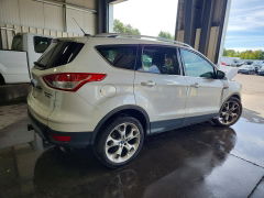 Photo 3 from auction – 2016 FORD ESCAPE with VIN 1FMCU9J95GUC59357