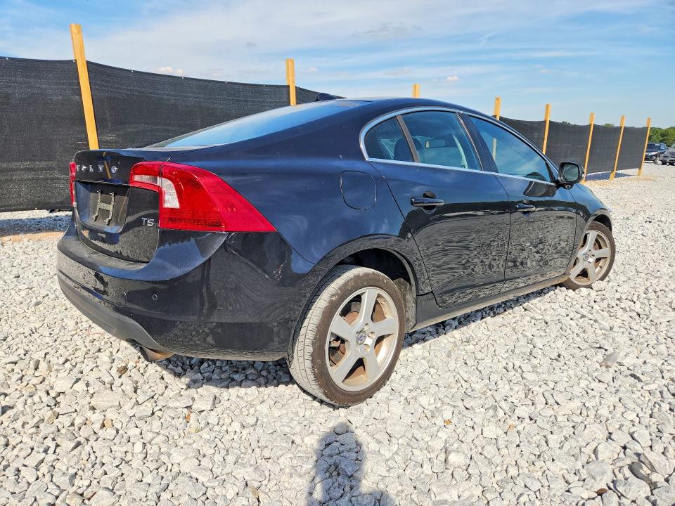 Photo 3 from auction – 2012 VOLVO S60 with VIN YV1622FS3C2079238