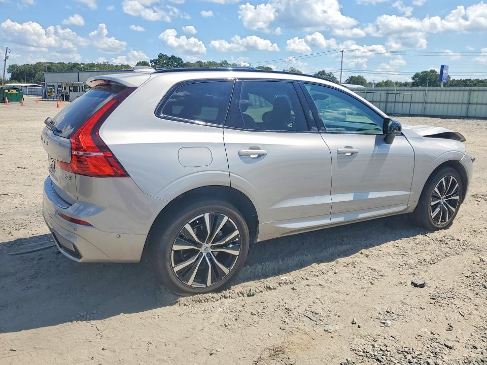 Снимка 3 от търг – 2024 VOLVO XC60 с VIN YV4L12RLXR1723698
