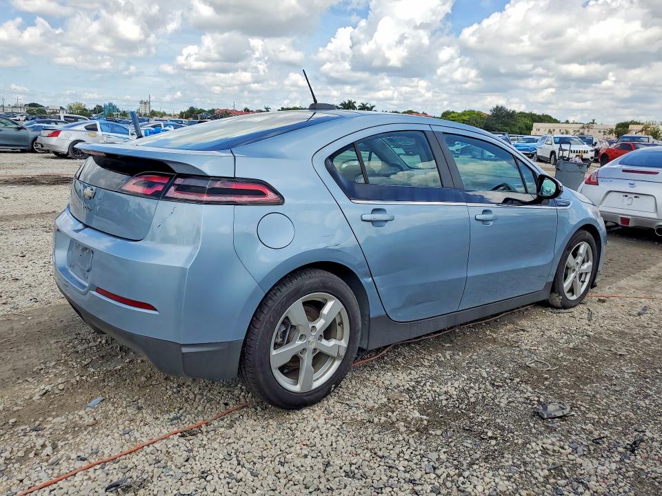 صورة رقم 3 من المزاد - 2015 CHEVROLET VOLT مع VIN 1G1RA6E46FU104876