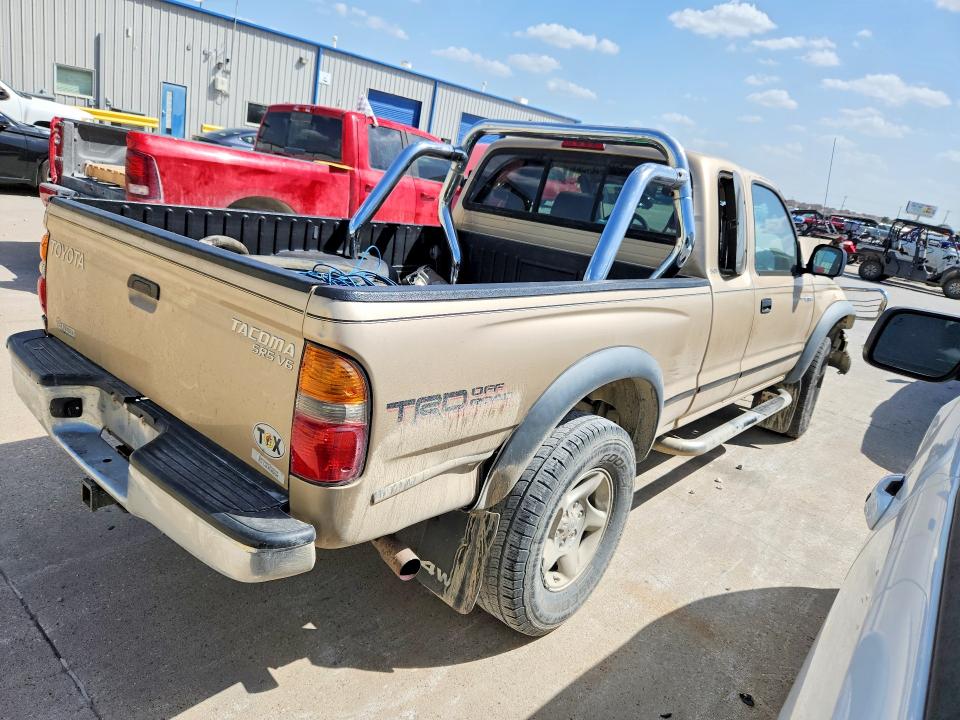 Photo 3 from auction – 2002 TOYOTA TACOMA with VIN 5TEWN72N32Z887805