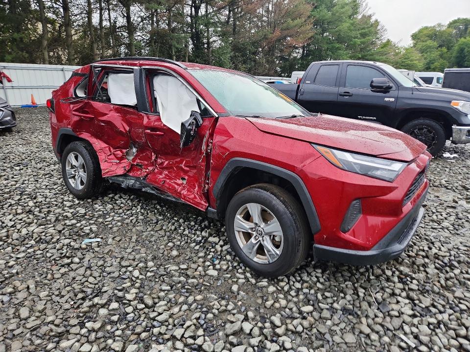 Photo 4 from auction – 2024 TOYOTA RAV4 with VIN 2T3MWRFV2RW196362