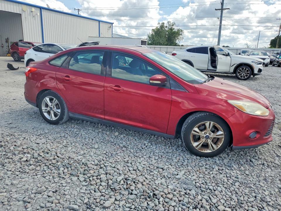Photo 4 from auction – 2014 FORD FOCUS with VIN 1FADP3F29EL202094