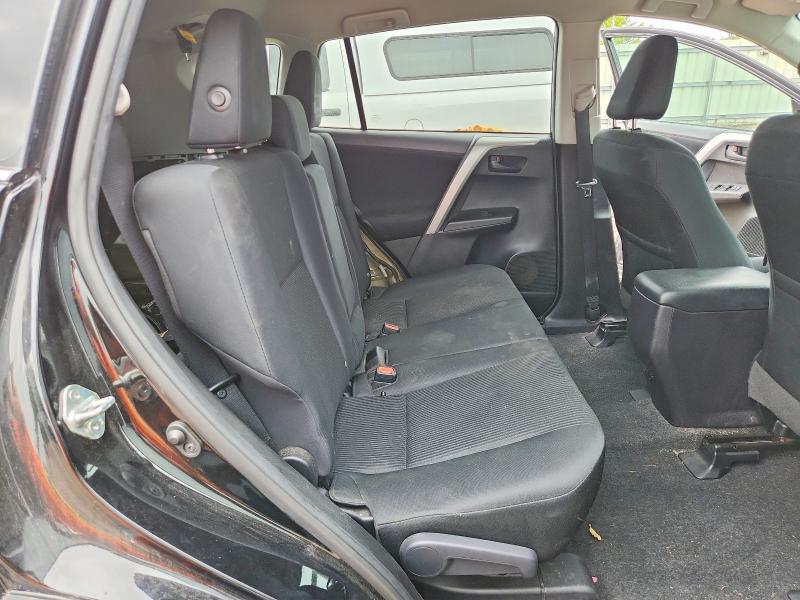 Photo 11 from auction – 2017 TOYOTA RAV4 with VIN 2T3BFREV6HW671700