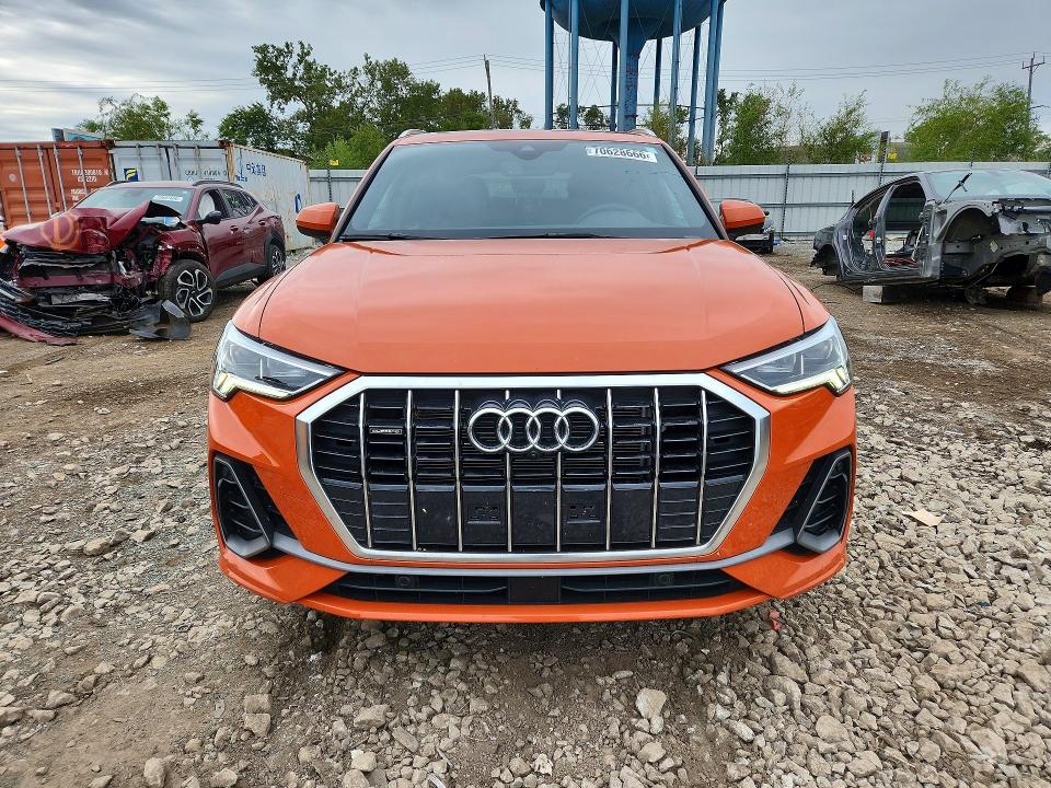 Снимка 5 от търг – 2025 AUDI Q3 с VIN WA1EECF37S1098655