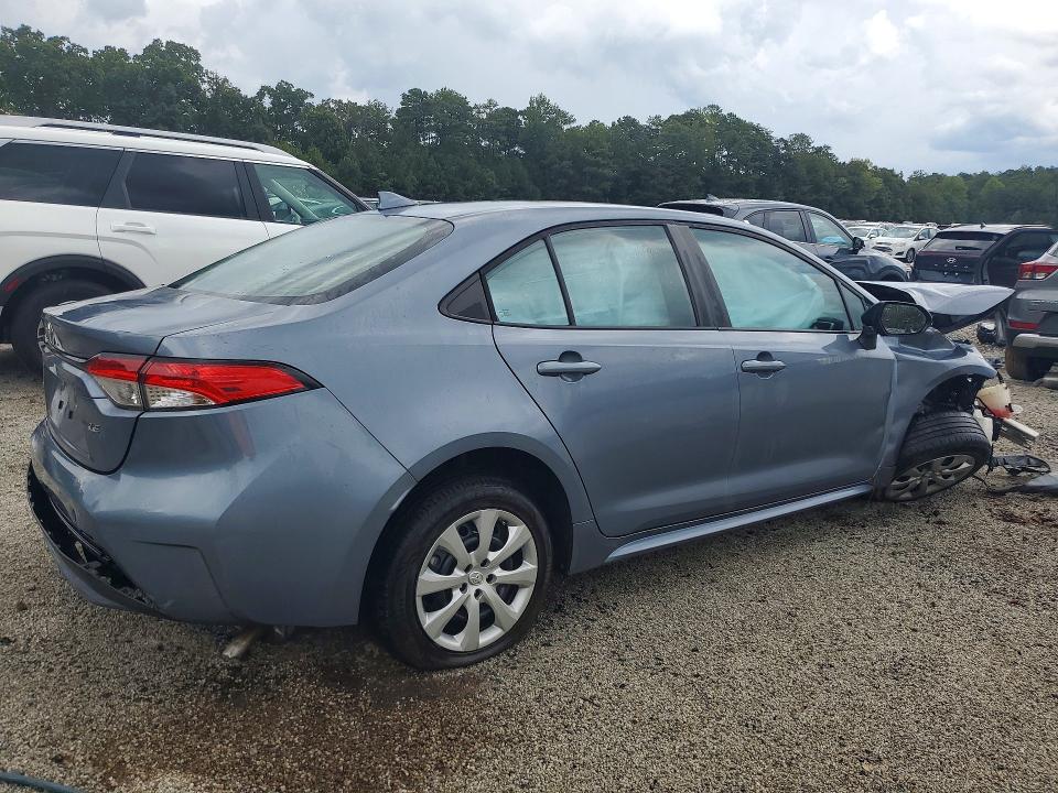 Photo 3 from auction – 2022 TOYOTA COROLLA with VIN 5YFEPMAE8NP325009