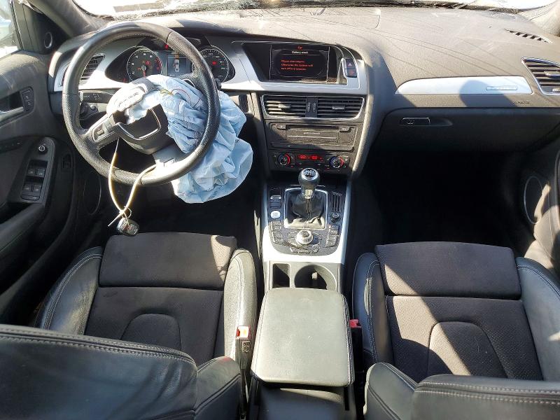 Снимка 8 от търг – 2011 AUDI A4 с VIN WAUMFAFL2BN007655