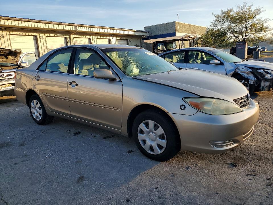 Photo 4 from auction – 2003 TOYOTA CAMRY with VIN 4T1BE32KX3U663675