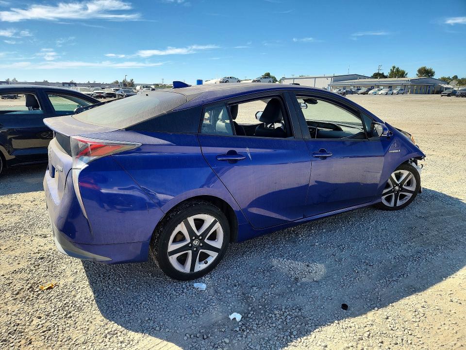 Photo 3 from auction – 2016 TOYOTA PRIUS with VIN JTDKARFU1G3524559