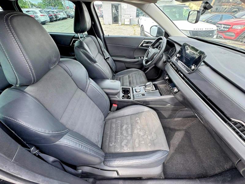 Photo 5 from auction – 2023 MITSUBISHI OUTLANDER with VIN JA4J3UA87PZ016784
