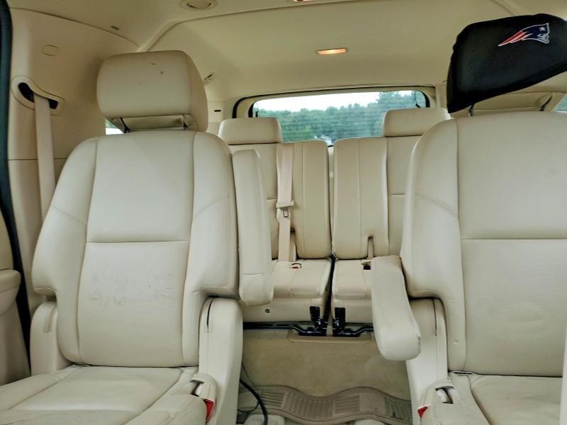 Photo 10 from auction – 2008 CADILLAC ESCALADE with VIN 1GYFK66828R205678