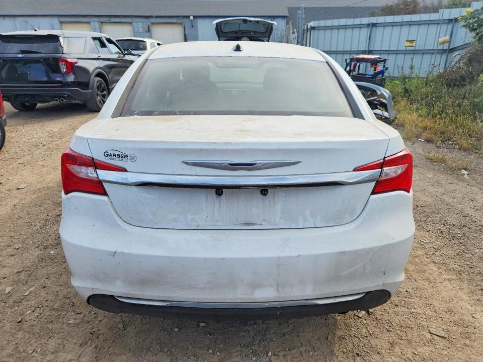 Zdjęcie 6 z aukcji – 2012 CHRYSLER 200 z VIN 1C3CCBAB3CN129930