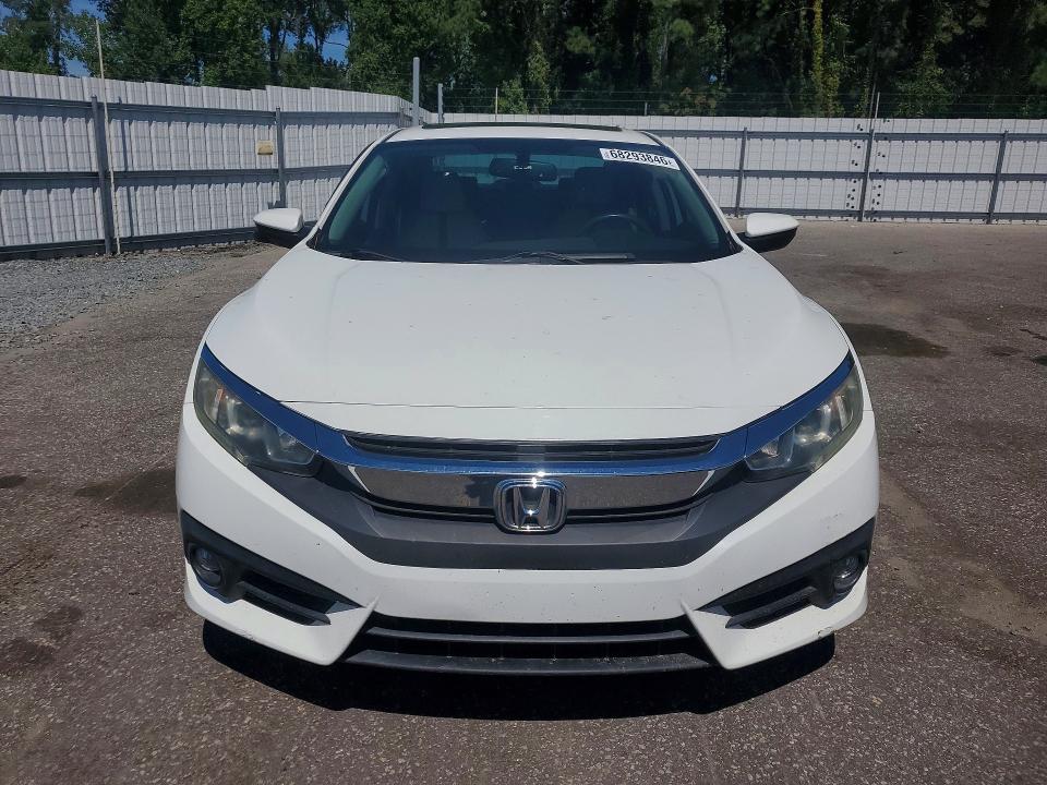 Снимка 5 от търг – 2016 HOND CIVIC с VIN 19XFC1F77GE034367