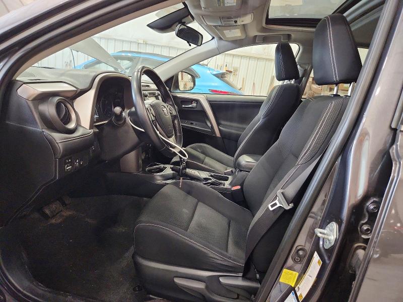 Photo 7 from auction – 2017 TOYOTA RAV4 with VIN JTMRFREV7HJ117479