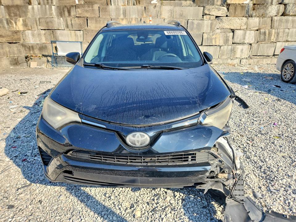 Photo 5 from auction – 2017 TOYOTA RAV4 with VIN 2T3BFREV1HW632366