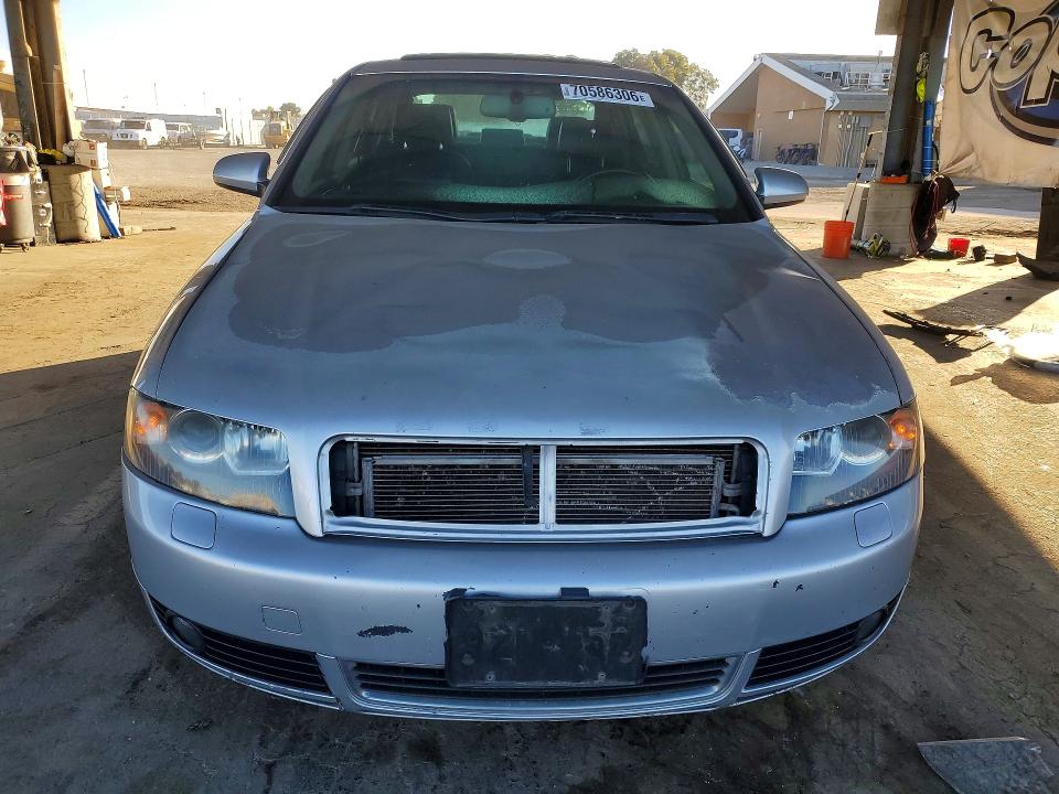 Foto 5 de la subasta – 2005 AUDI A4 con VIN WAULC68E05A008119