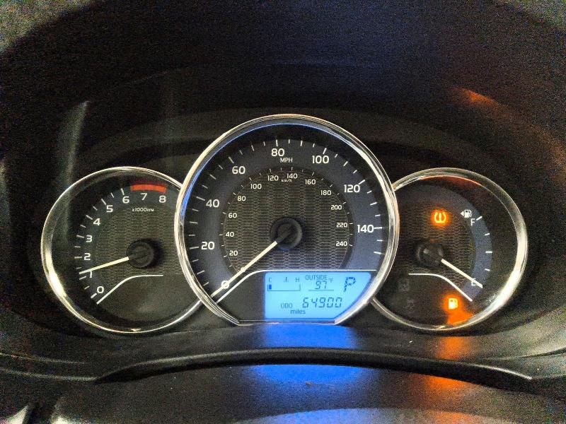 Снимка 9 от търг – 2015 TOYOTA COROLLA с VIN 2T1BURHE6FC305535