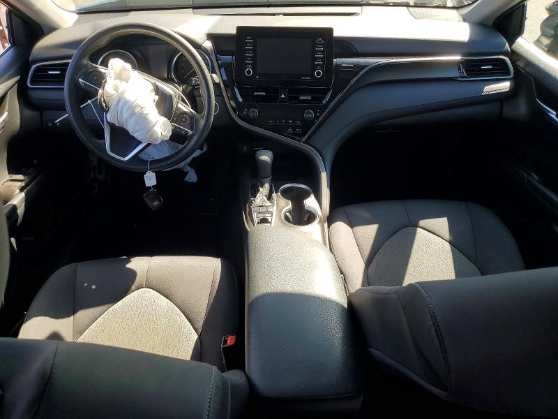 Снимка 8 от търг – 2021 TOYOTA CAMRY с VIN 4T1C31AK7MU568363