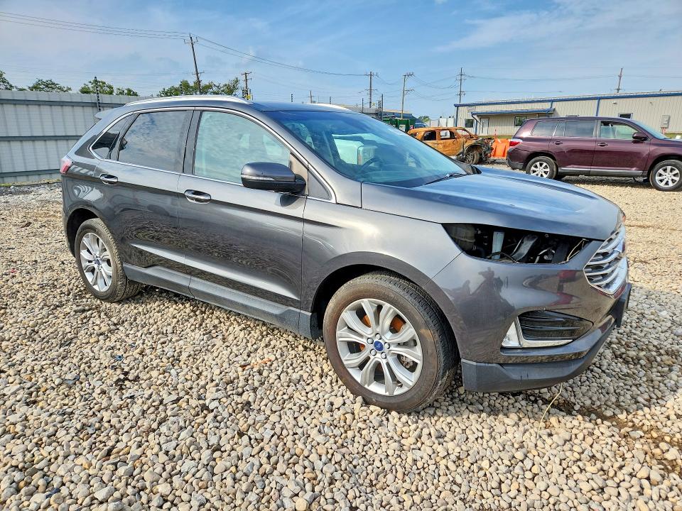 Photo 4 from auction – 2019 FORD EDGE with VIN 2FMPK4K94KBC64489