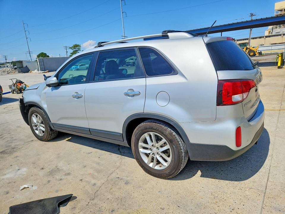 Photo 2 from auction – 2014 KIA SORENTO with VIN 5XYKT4A78EG444215