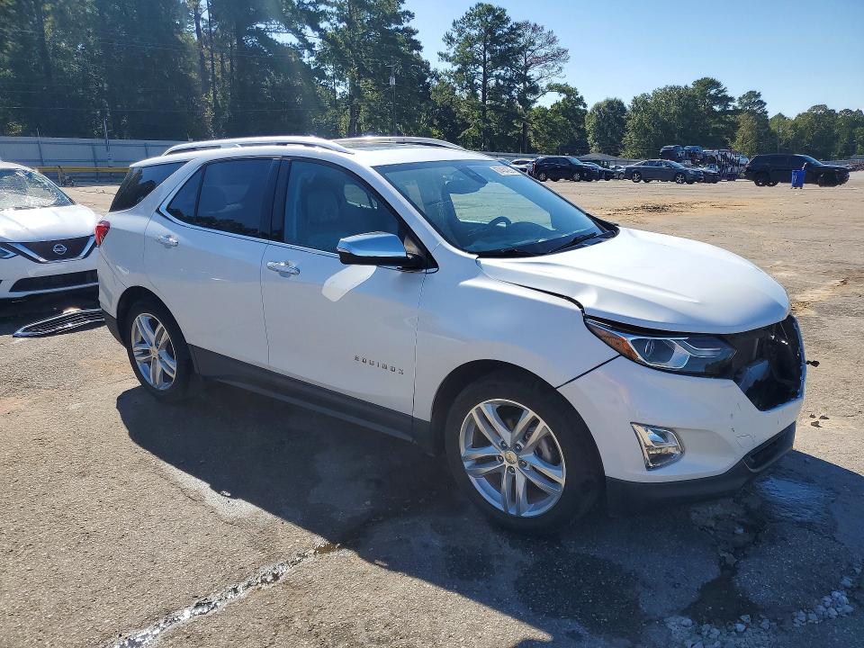Photo 4 from auction – 2018 CHEVROLET EQUINOX with VIN 2GNAXMEV7J6214978