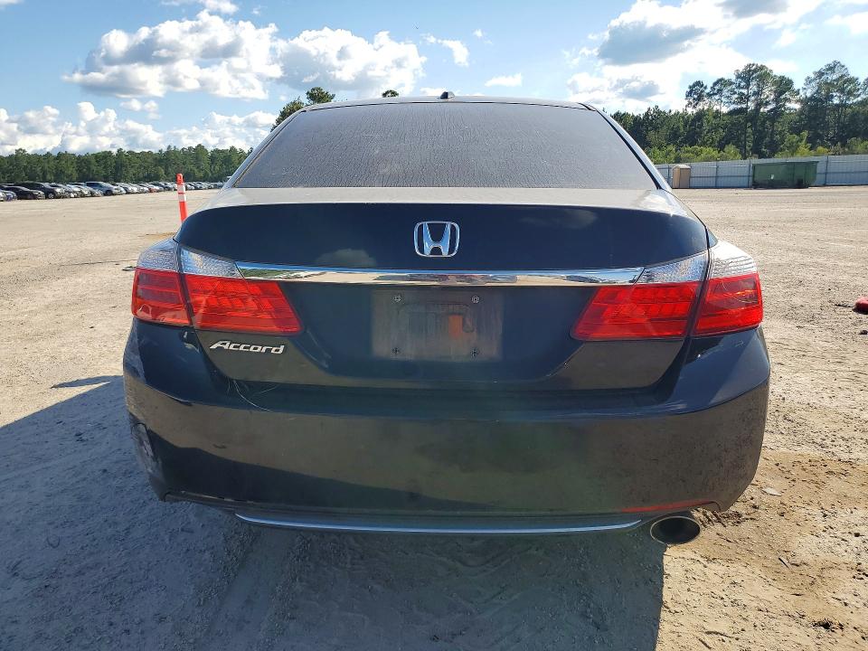 Photo 6 from auction – 2013 HONDA ACCORD with VIN 1HGCR2F86DA086007