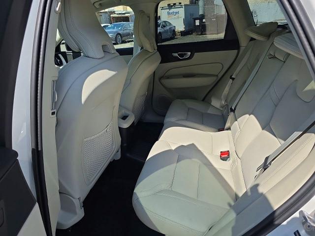 Photo 11 from auction – 2026 VOLVO XC60 with VIN YV4H60RM1T1485946