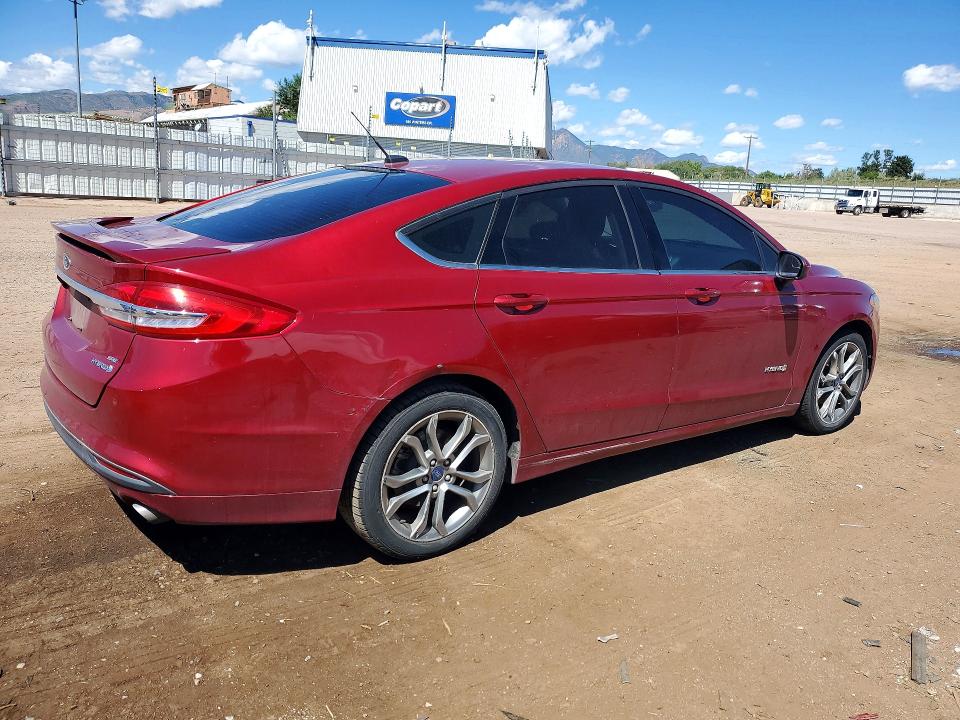 Photo 3 from auction – 2017 FORD FUSION with VIN 3FA6P0LU1HR234671