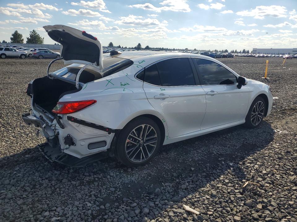 Photo 3 from auction – 2026 TOYOTA CAMRY with VIN 4T1DBADK9TU057562