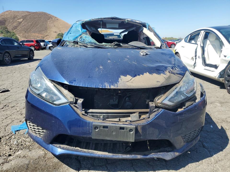 Photo 5 from auction – 2019 NISSAN SENTRA with VIN 3N1AB7AP0KY405838
