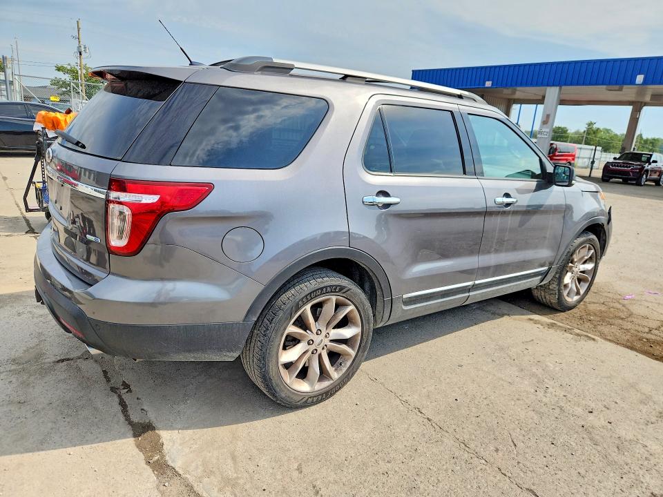 صورة رقم 3 من المزاد - 2014 FORD EXPLORER مع VIN 1FM5K8D80EGC34096
