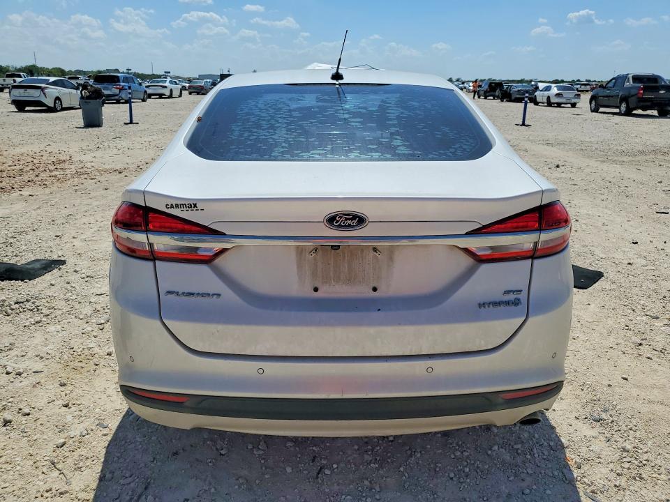 Photo 6 from auction – 2018 FORD FUSION with VIN 3FA6P0LUXJR245397