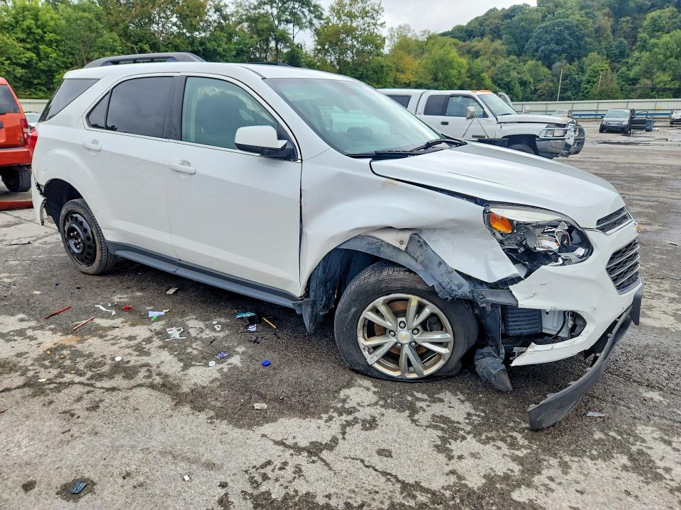 Photo 4 from auction – 2017 CHEVROLET EQUINOX with VIN 2GNFLFEK2H6293960