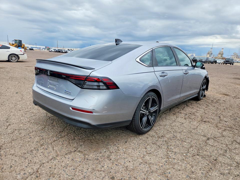 Снимка 3 от търг – 2023 HONDA ACCORD с VIN 1HGCY2F54PA012842