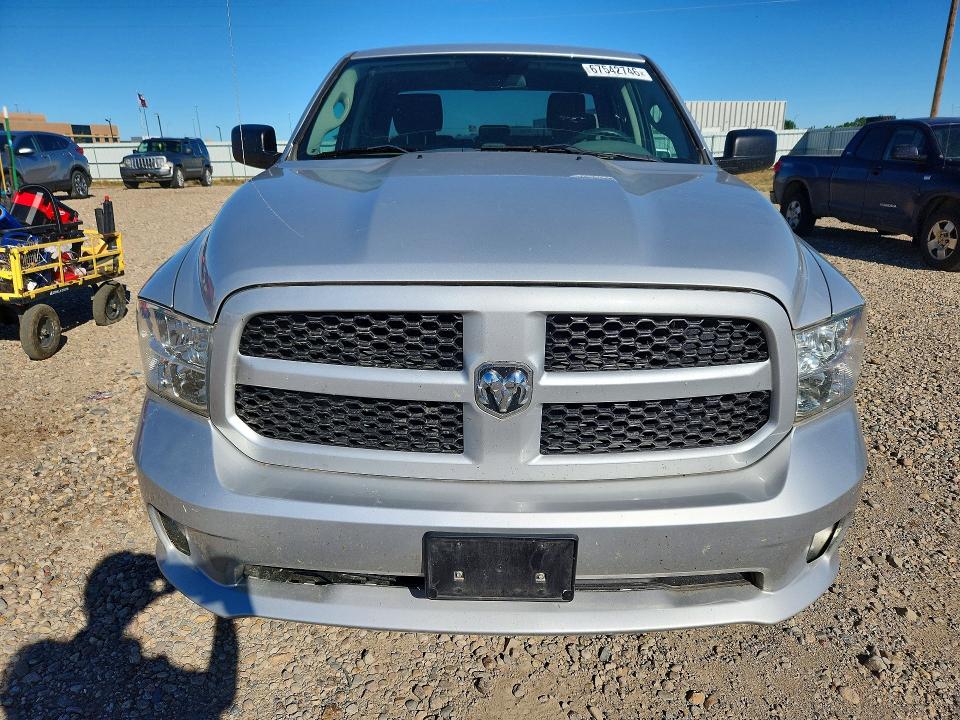 Photo 5 from auction – 2015 RAM 1500 with VIN 1C6RR7FG5FS673591