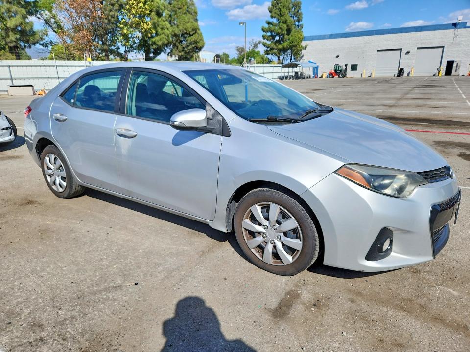 Photo 4 from auction – 2014 TOYOTA COROLLA with VIN 5YFBURHE8EP138657
