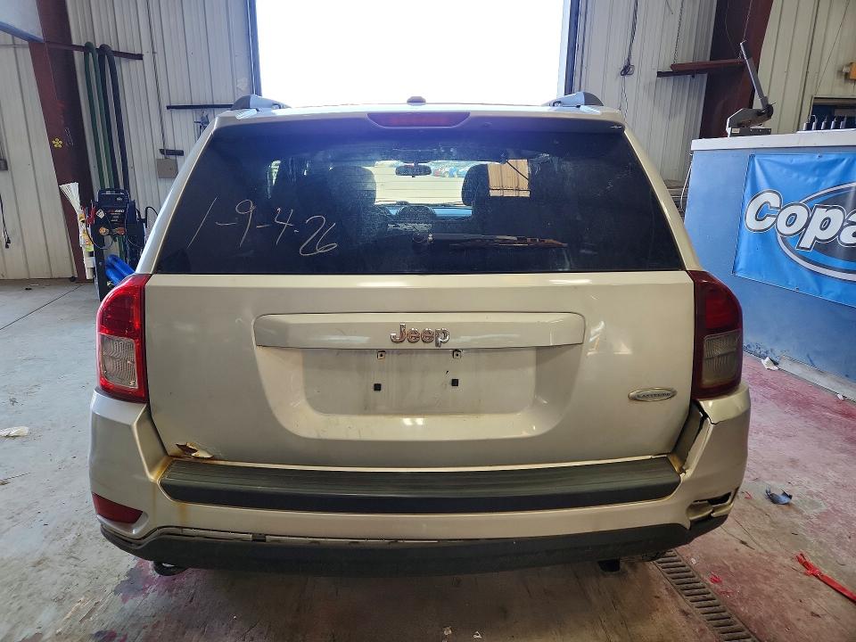 Photo 6 from auction – 2011 JEEP COMPASS with VIN 1J4NF1FB8BD135784