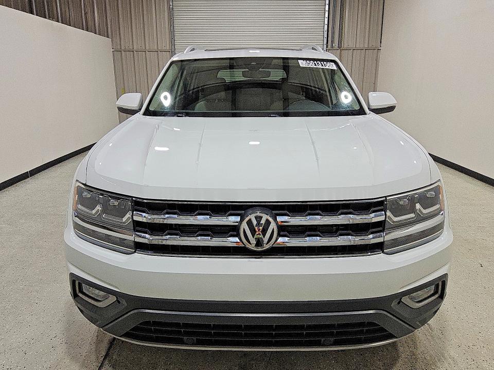 Photo 5 from auction – 2019 VOLKSWAGEN ATLAS with VIN 1V2MR2CA1KC503897