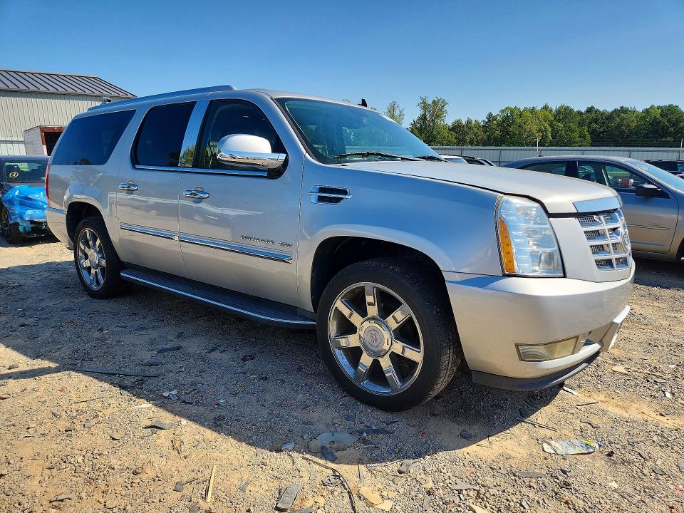 Photo 4 from auction – 2011 CADILLAC ESCALADE with VIN 1GYS4HEF5BR139249
