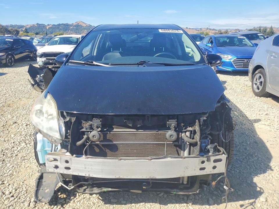 Photo 5 from auction – 2013 TOYOTA PRIUS with VIN JTDKN3DU4D1649292