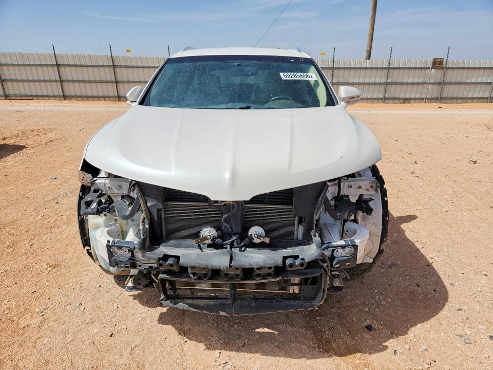 Zdjęcie 5 z aukcji – 2017 LINCOLN MKX z VIN 2LMPJ6KR8HBL47077