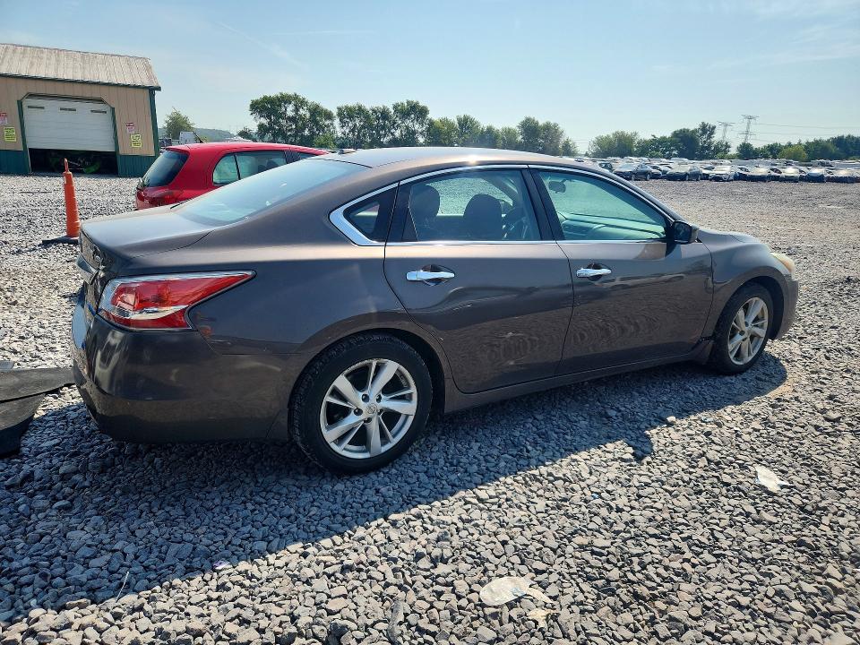Photo 3 from auction – 2014 NISSAN ALTIMA with VIN 1N4AL3AP2EC131323