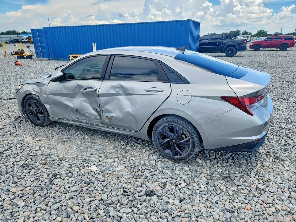 Снимка 2 от търг – 2022 HYUNDAI ELANTRA с VIN 5NPLS4AG9NH067880