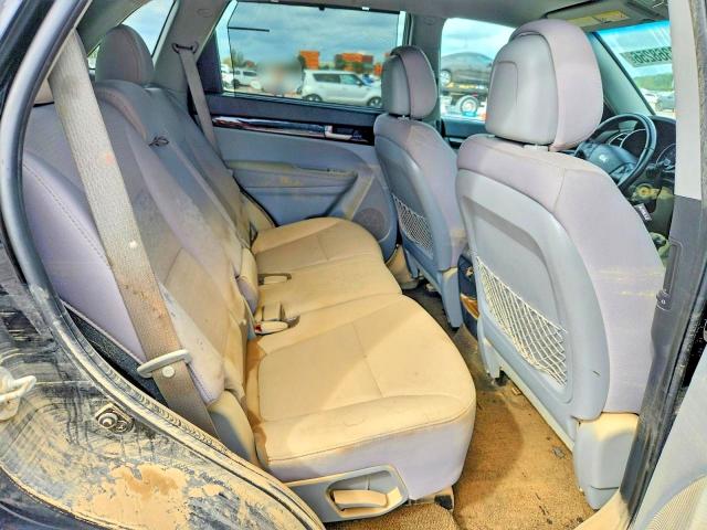 Photo 11 from auction – 2015 KIA SORENTO with VIN 5XYKT4A64FG624056