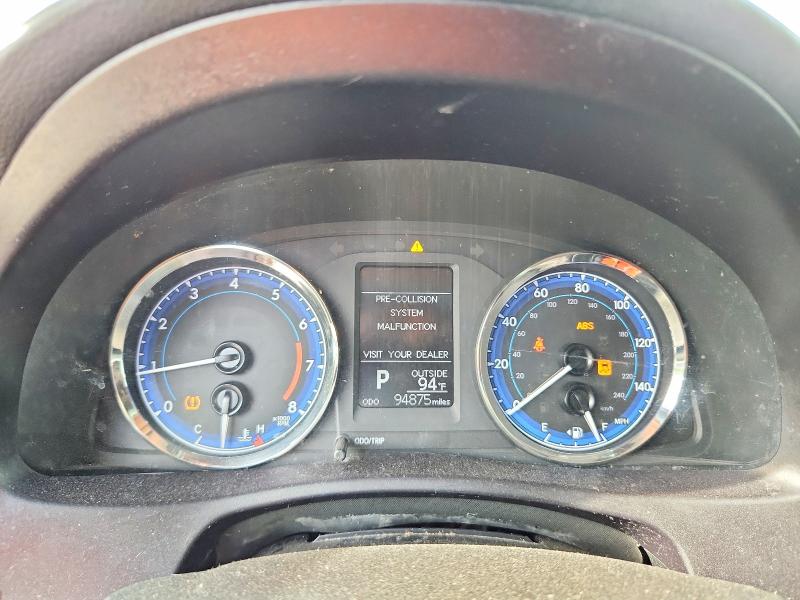 Photo 9 from auction – 2017 TOYOTA COROLLA with VIN 5YFBURHE1HP717980